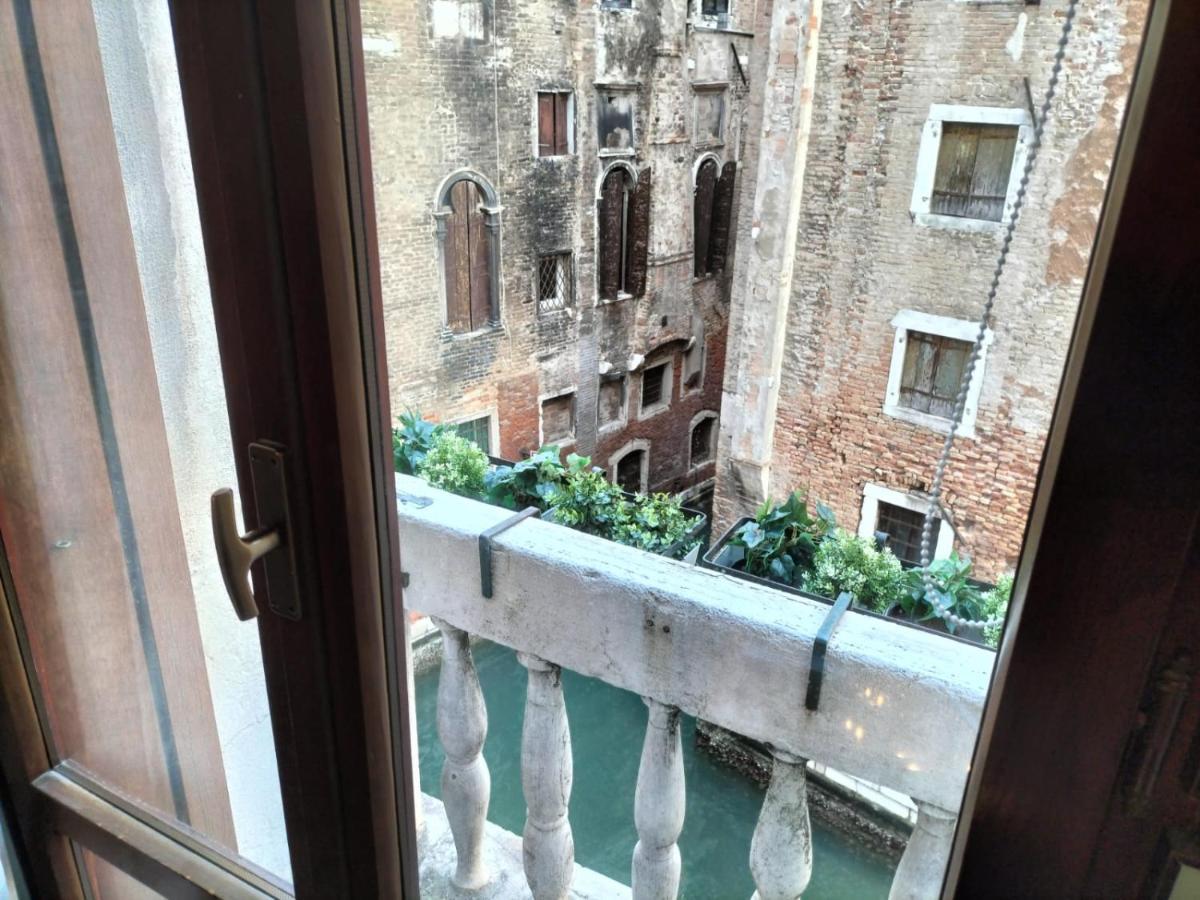 Luxury Apartment Near Rialto Bridge Venice Exterior photo